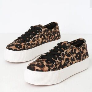 Steve Madden Emmi Platform Shoe